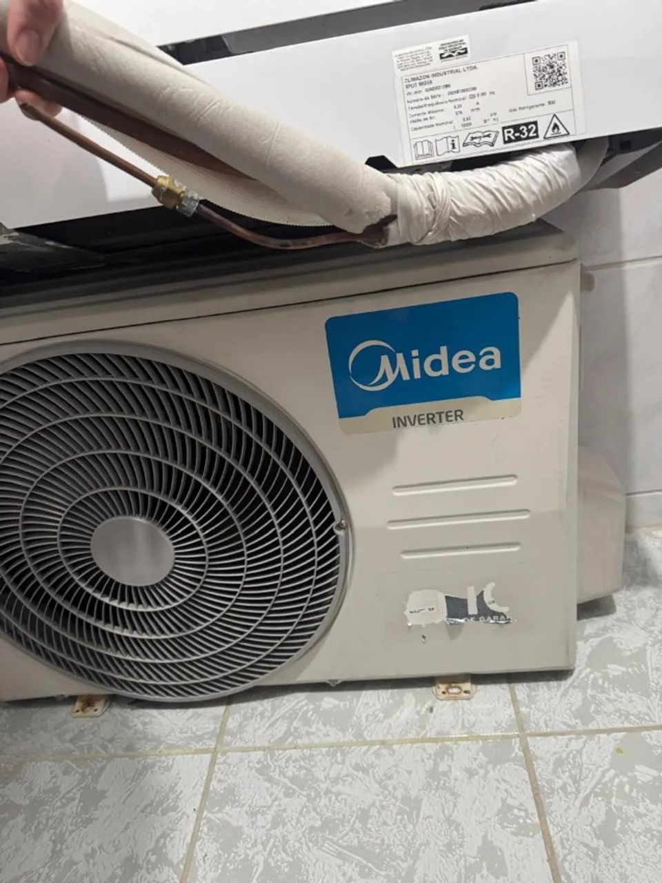 Split 12.000 BTUs Midea Inverter WiFi.  - Foto 3