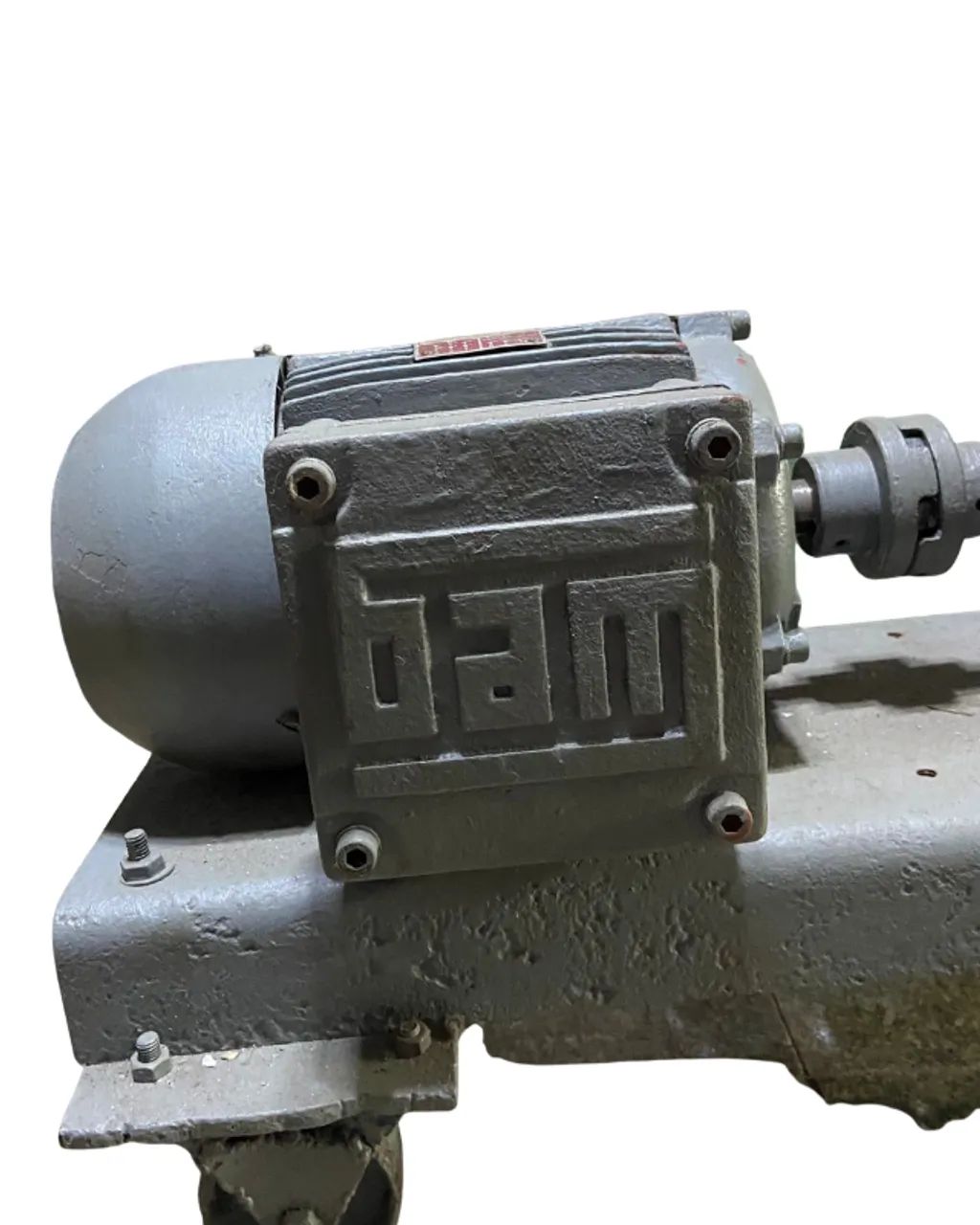 Motor Elétrico WEG 3 CV - Trifásico 220/380V - 3515 RPM - Foto 5