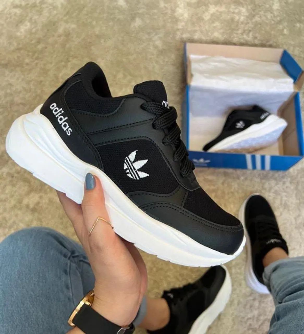 Tenis