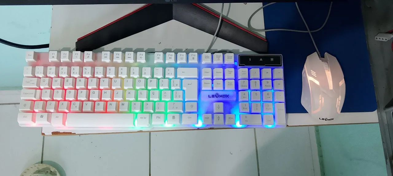 Kit Teclado e mause Gamer RGB - Foto 2