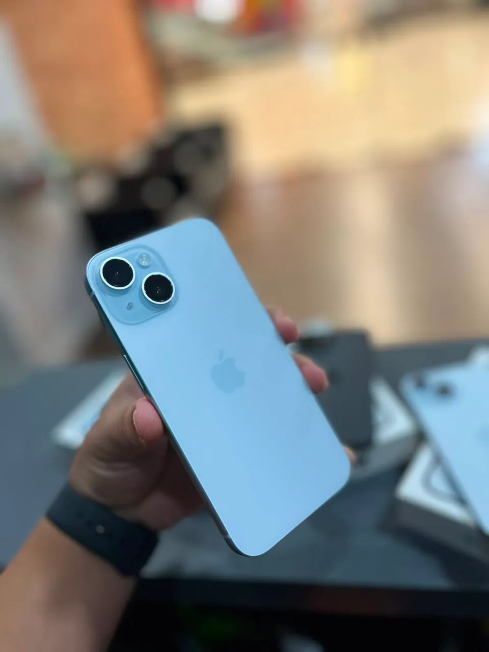 iPhone 15 128gb com garantia de 1 ano / entrego  - Foto 4