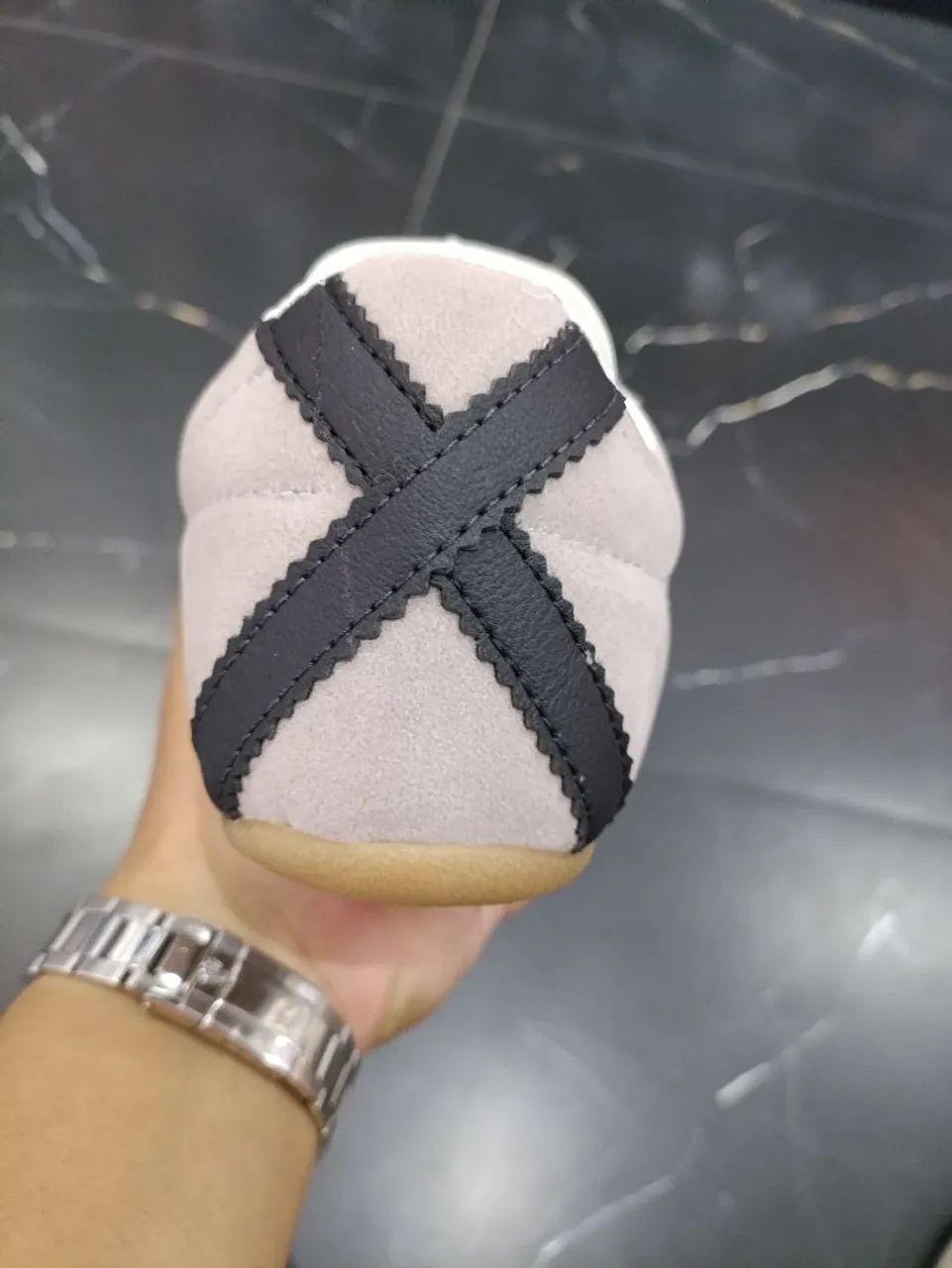 Tênis Adidas Tokio - Foto 2