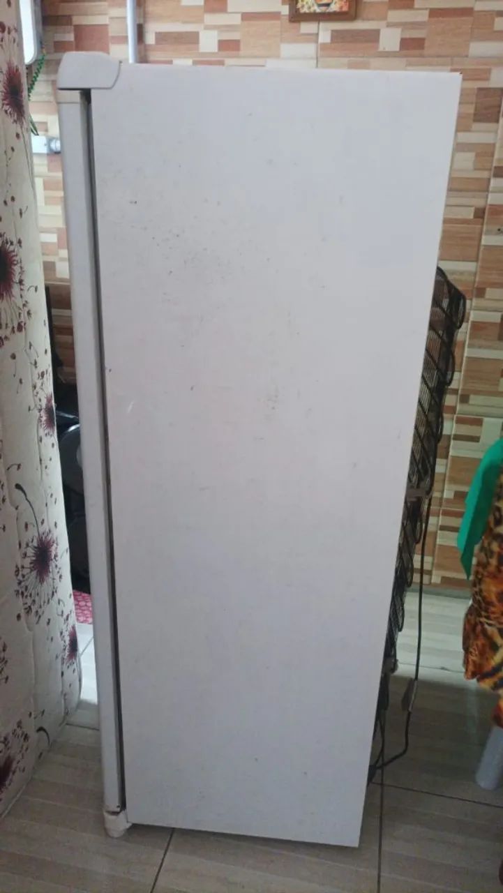 Vendo Geladeira /aceito proposta  - Foto 3