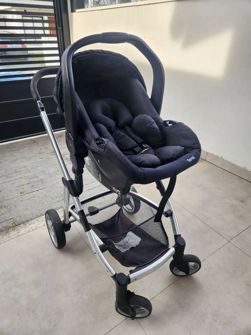 Carrinho e bebe conforto Infanti com isofix - Foto 5
