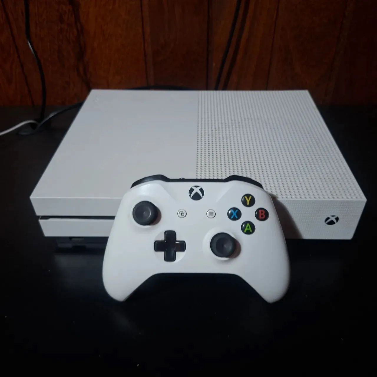 Xbox One S - Conservado e Funcionando Perfeitamente  - Foto 5