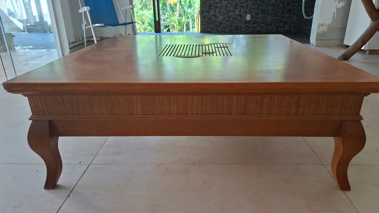 Mesa maciça de centro