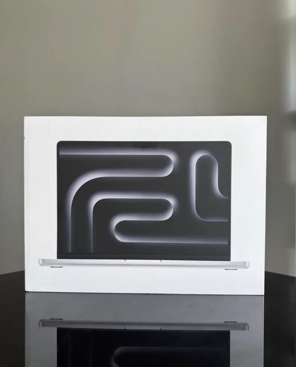 MACBOOK PRO 14 M3 8GB RAM 1TBSSD A PRONTA ENTREGA 