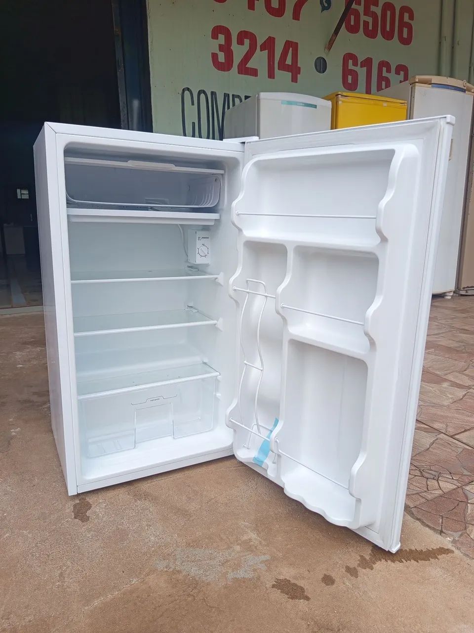 Frigobar Midea 93 L - Foto 3