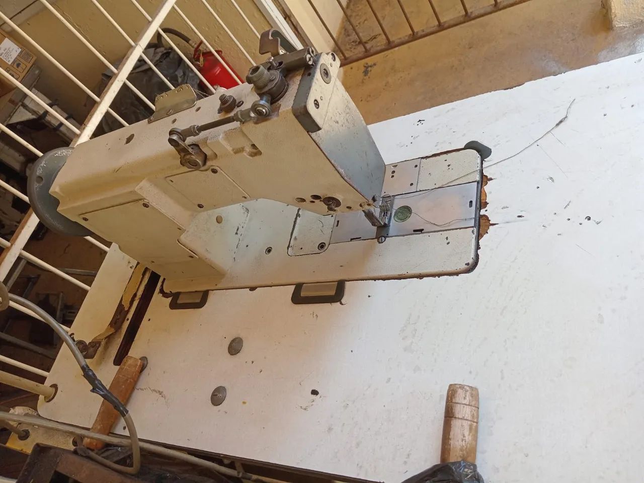 Máquina Alternada - Bitolinha para Jeans - Foto 4