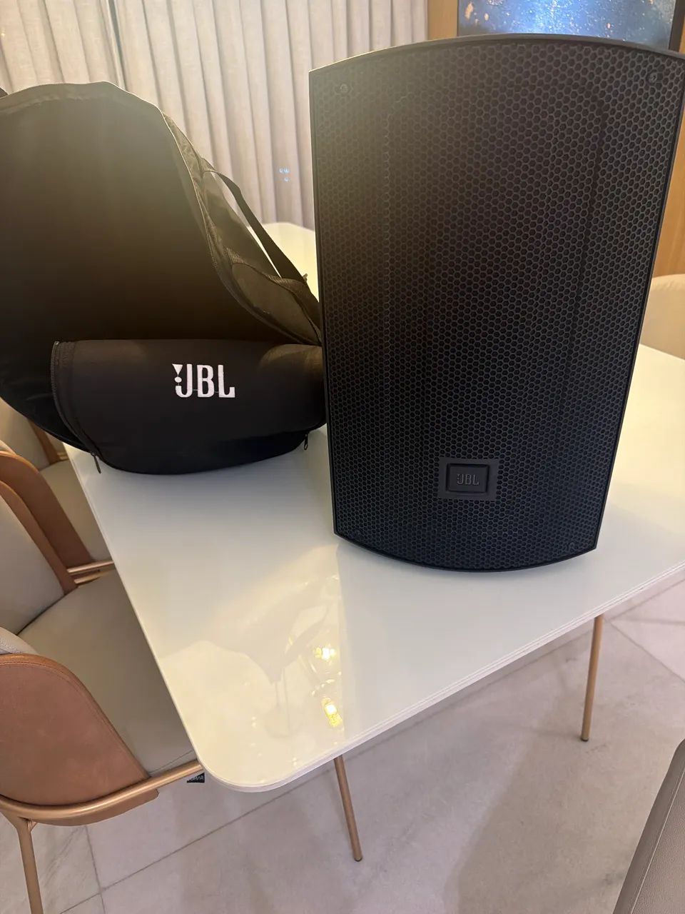 Caixa de som JBL Max 10 