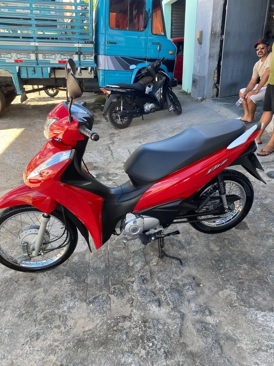 Moto biz ano 2024 - Foto 2