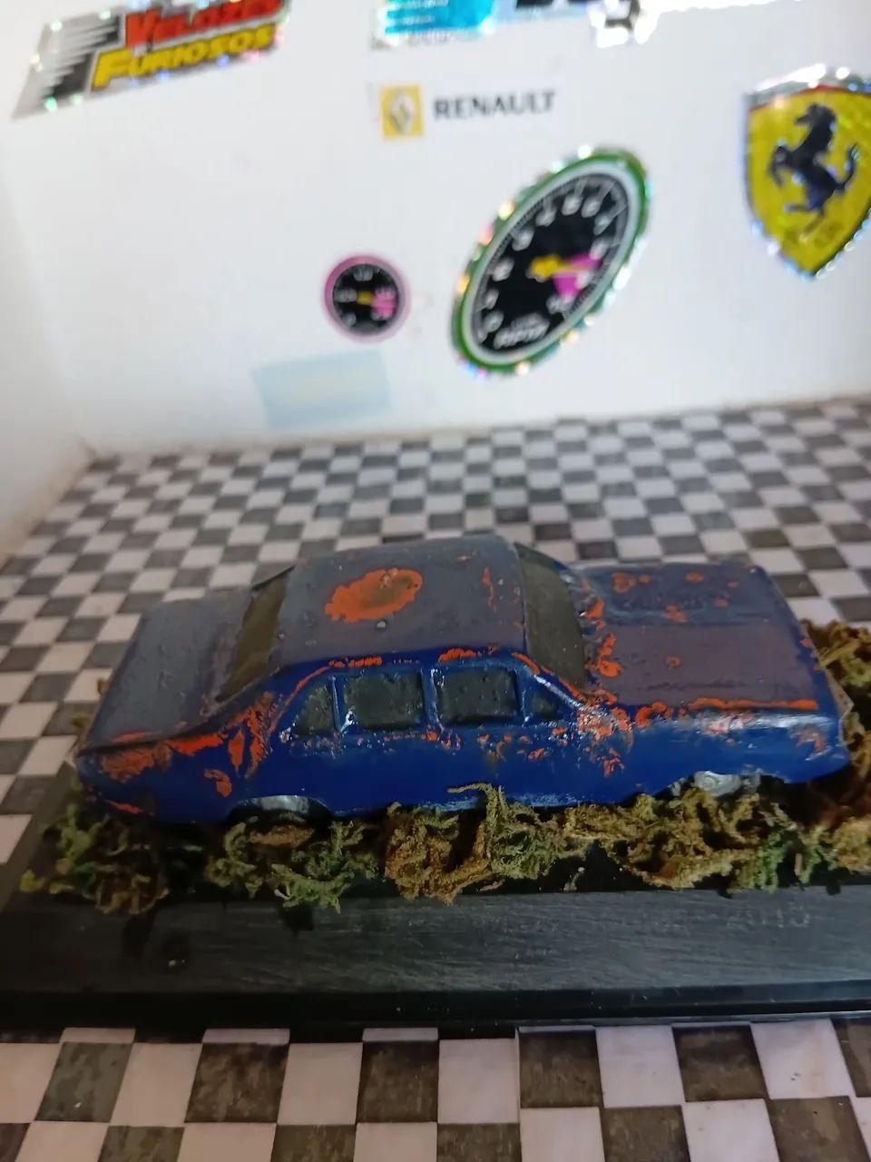 Miniatura opala abandonado em resina azul  - Foto 3