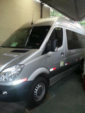 Aluguel de vans para turismo, viagens e eventos - Foto 3