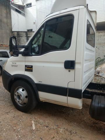 Iveco daily 70c16 no chassi - Foto 4