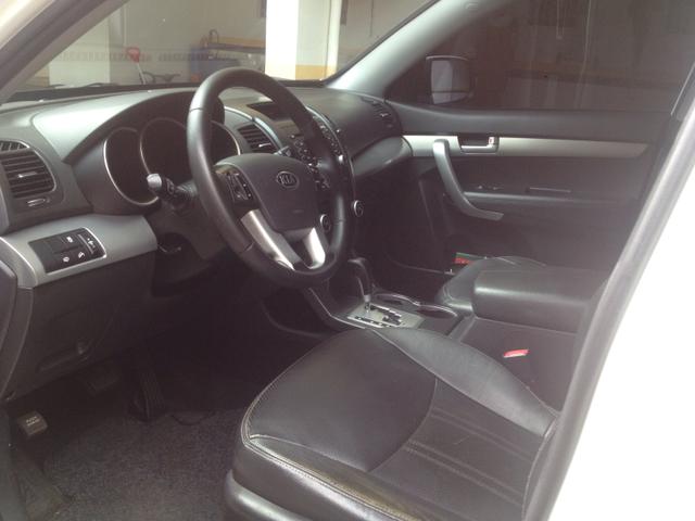 Sorento EX 3.5 autom 7 lug. Ano 2012 - Foto 11