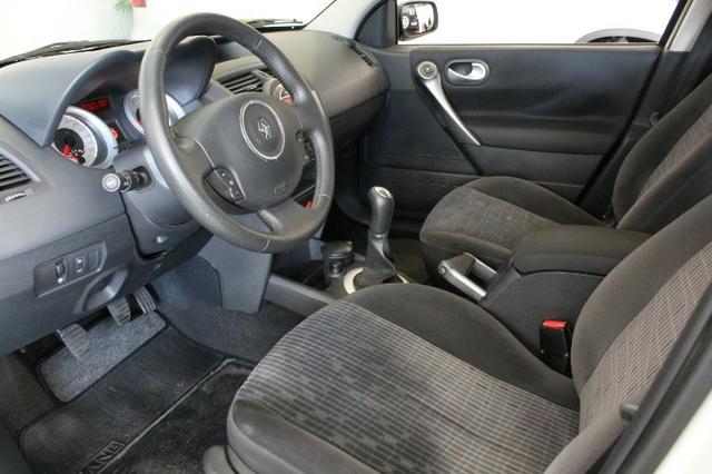 Renault Megane Grand Tour 1.6 Dynamique - Foto 4