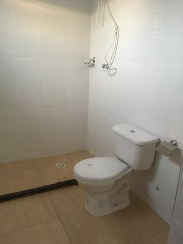 Casa 2/4 grande em Itapuã , 1o andar - Foto 2
