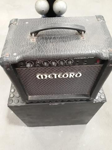 Cubo amplificador pra guitarra