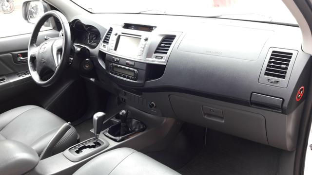 Hilux SRV 2014 4X4 DIESEL AUTOMÁTICO. ligar - Foto 9