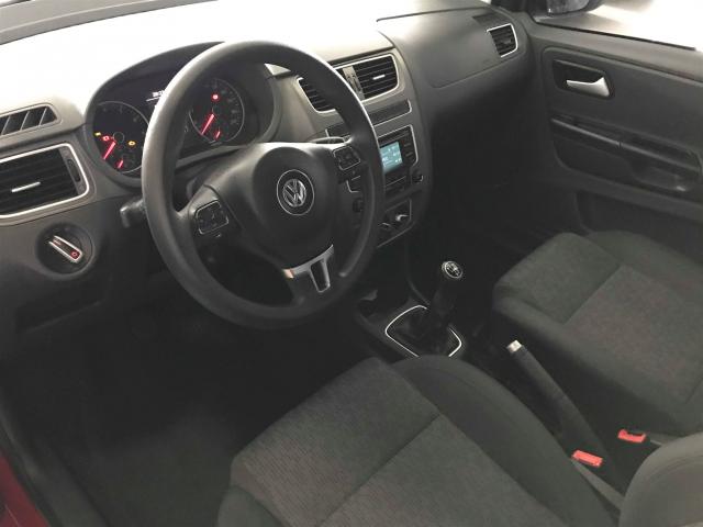 VOLKSWAGEN FOX 2013/2014 1.0 MI 8V FLEX 4P MANUAL - Foto 5