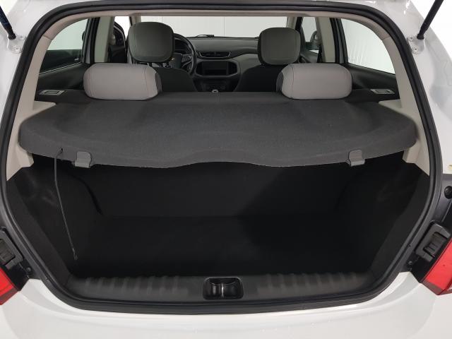 Chevrolet ONIX HATCH LS 1.0 8V FlexPower 5p Mec. - Branco - 2016 - Foto 11