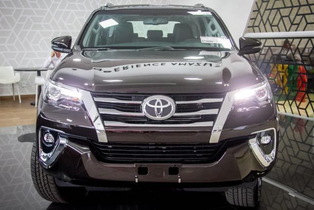 TOYOTA SW4 DSL 4X4 SRX AT 7S 19/20 - Foto 2