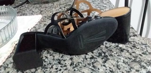 Sandália salto quadrado - Foto 4