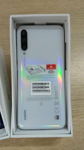 Black Friday Mi A3 64 leitor biométrico na tela - Foto 2