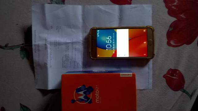 Moto e 4 plus
