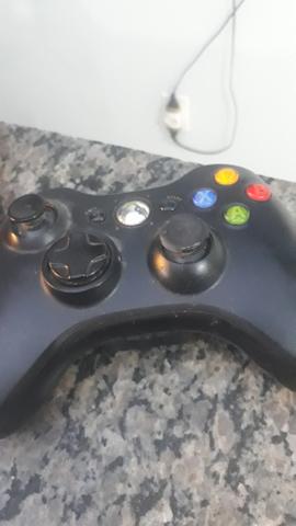 Xbox dois controles desbloqueado. vender rápido 500 reais - Foto 2