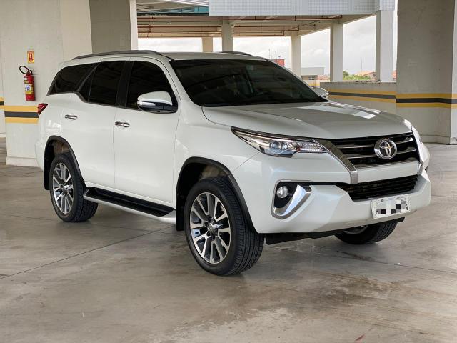 Hilux Sw4 16/16 - 7 lugares