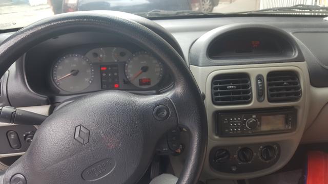 Clio Sedan 1.6 Flex 16v 2005 (Sem motor) - Foto 6