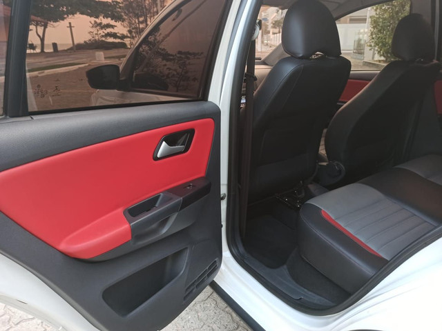 VW Fox Pepper 1.6 MSI 2017 U. Dono - Foto 13