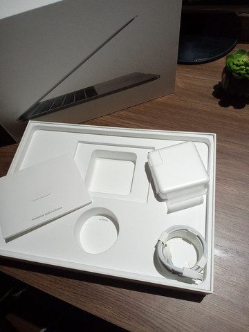 Macbook Pro 2017 - Foto 3