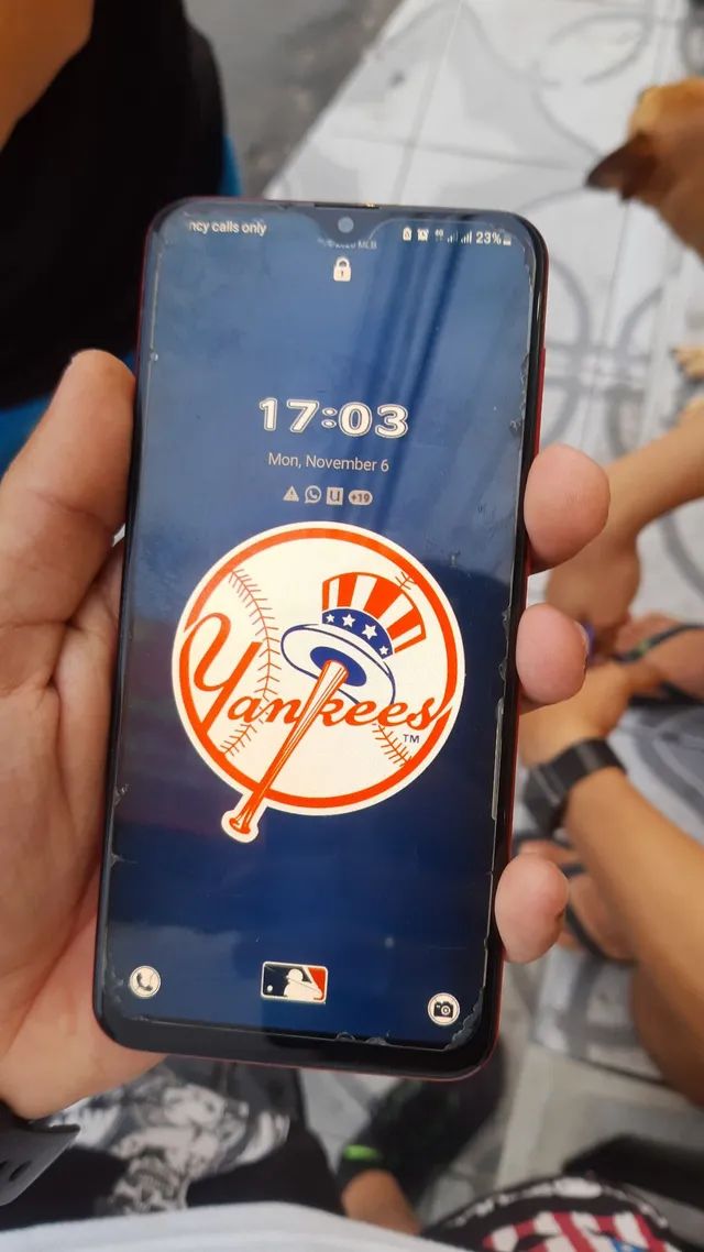 Samsung a20
