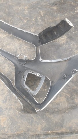 Parachoque Mercedes Amg257 prata com detalhe  - Foto 3