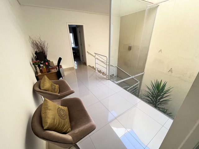 Casa para venda com quintal e 3 dormitórios - Foto 3