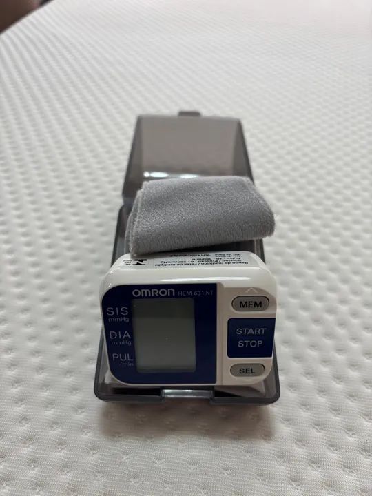 Aparelho de pressão arterial OMRON HEM-631INT - Foto 5