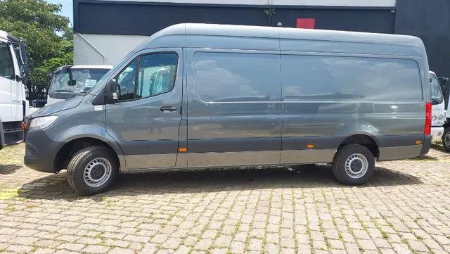 NOVA MERCEDES SPRINTER 315 STREET - Falando de Carros 