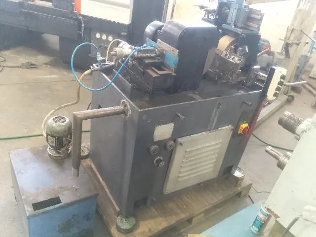 Retífica Centerless Bovi B80 - Foto 2