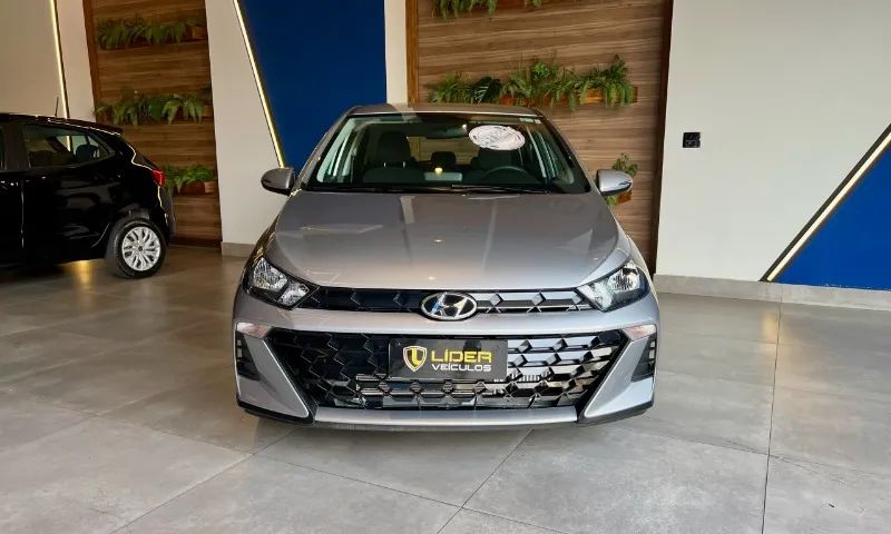HB20 TGDI COMFORT 2024 8.000KM + AUTOMÁTICO + RODAS + MÍDIA + SENSOR + SEM DETALHES - Foto 2