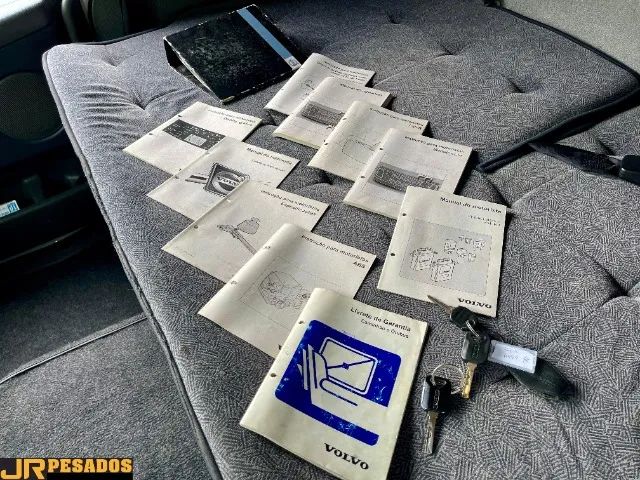 volvo fh 400 toco 4x2 ano 2010 completo automático c/ ar-condicionado - Foto 13