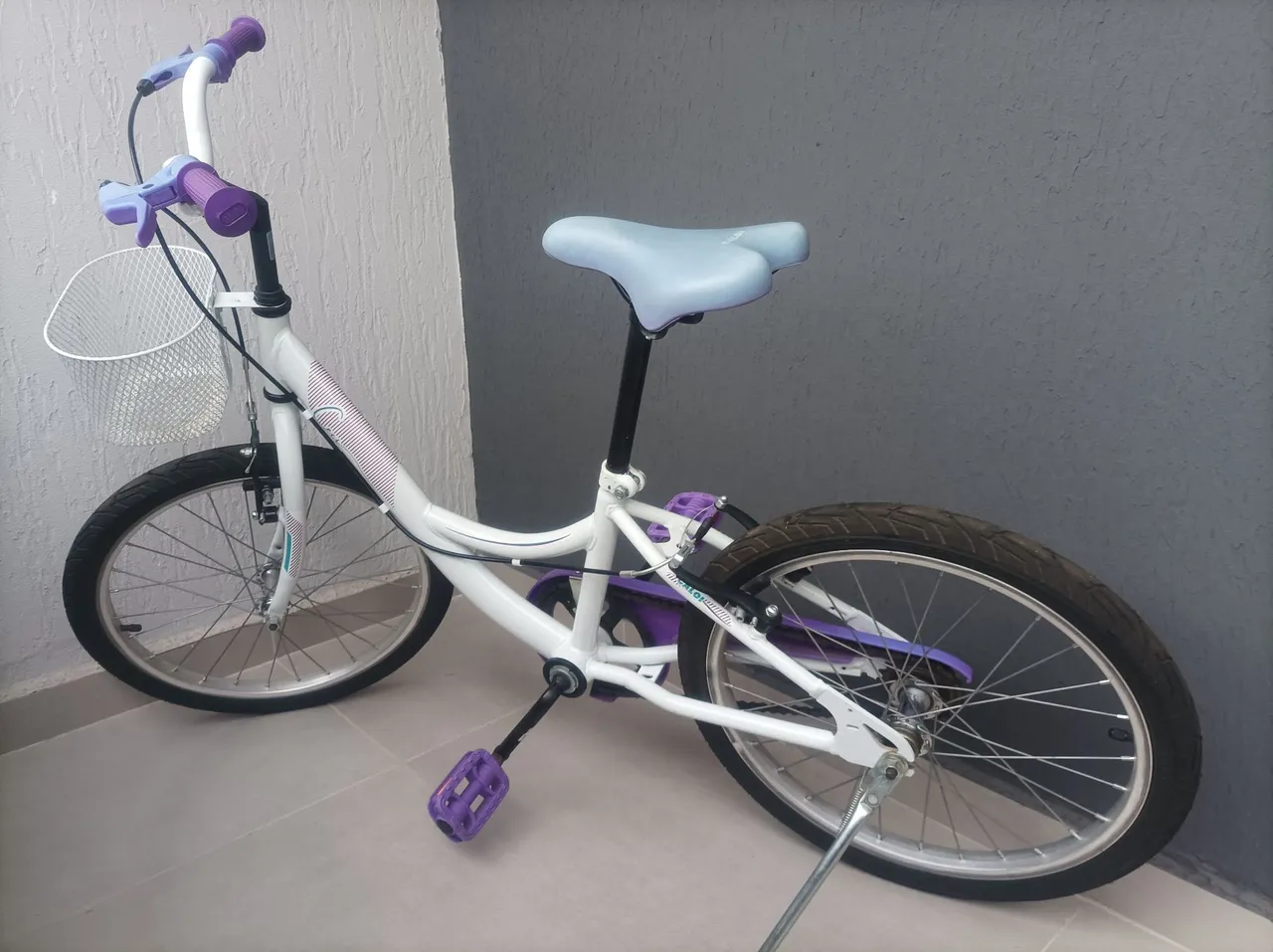 Bicicleta Infantil Caloi Ceci Branca Aro 20<br>