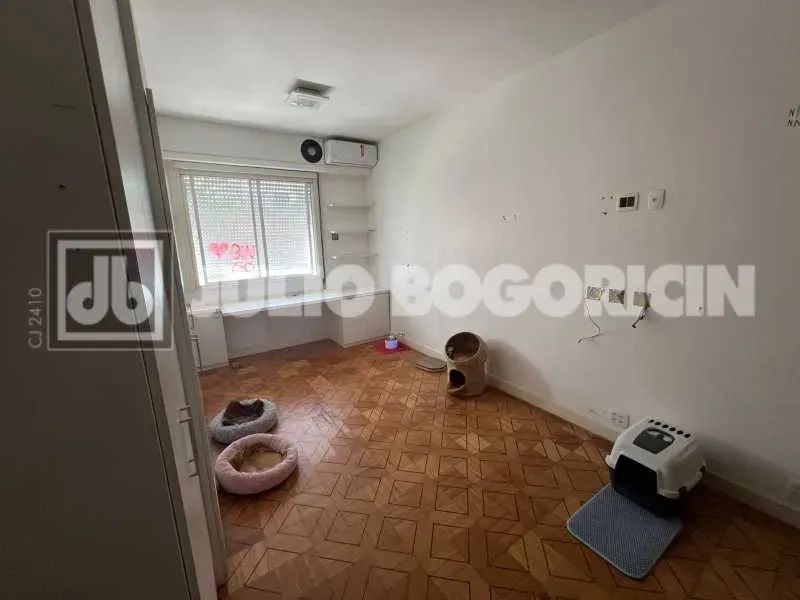 Leblon, localização privilegiada e nobre, Planta diferenciada com 267 m2, reformado, Frent - Foto 11