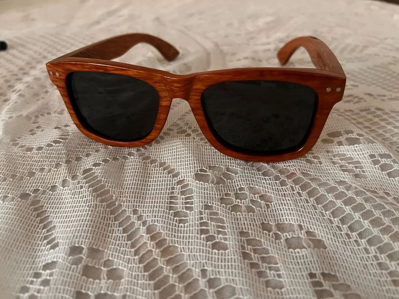 Óculos Extrovert Madeira Natural