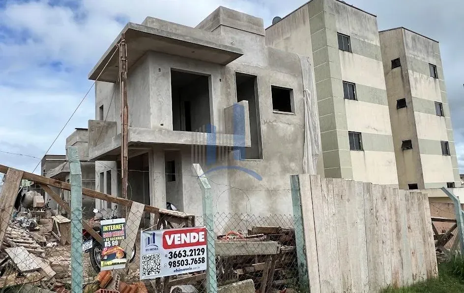 Sobrado para Venda em Colombo, Paloma, 3 dormitórios, 1 suíte, 2 banheiros, 2 vagas