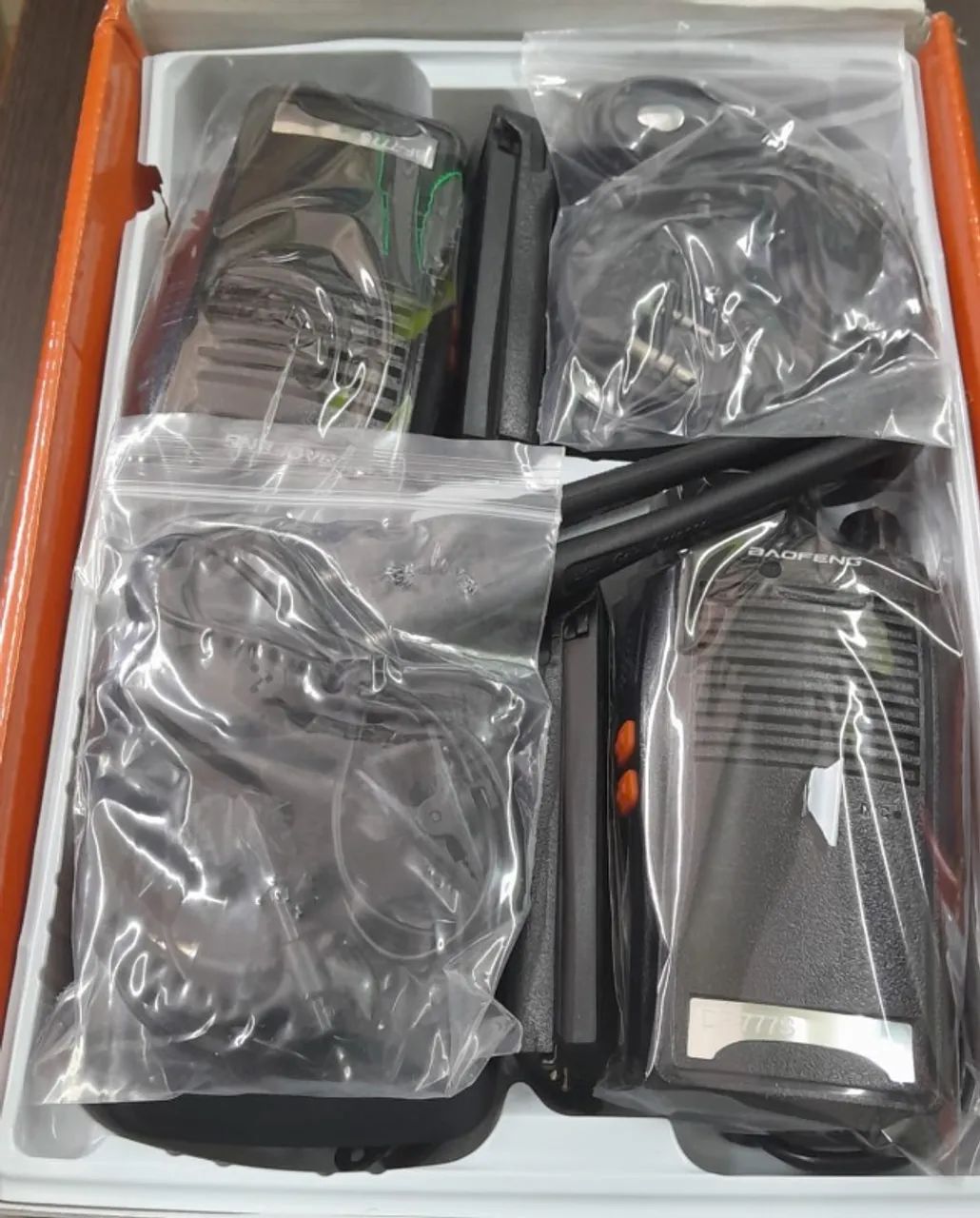 Radio De Comunicação Com 02  BAOFENG - Foto 2