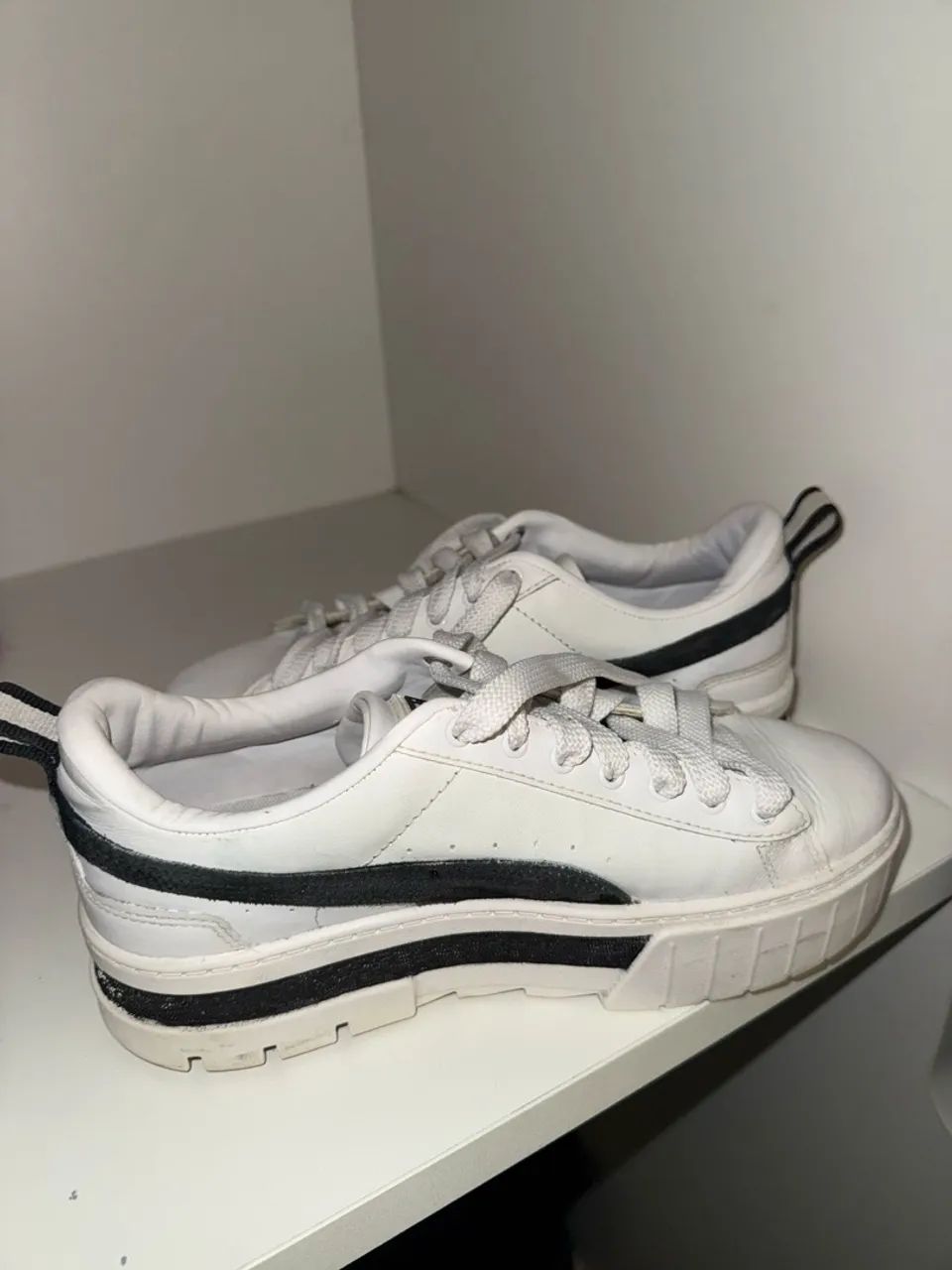 Tênis Puma Branco com Detalhes