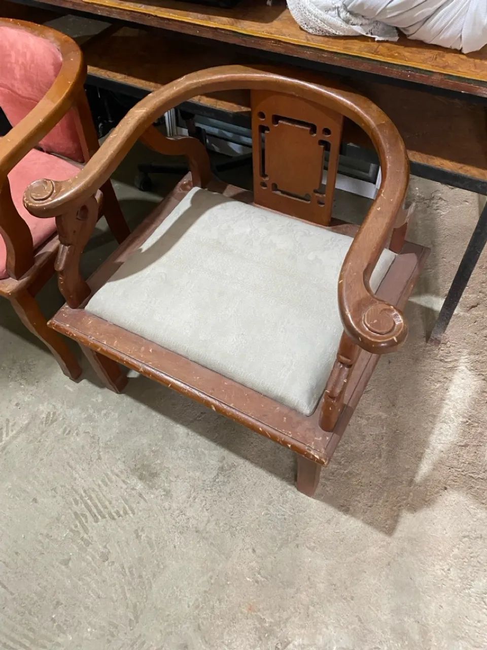 Poltronas em madeira  - Foto 2