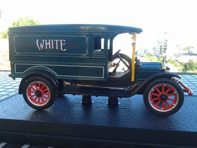 MINIATURA 1920 WHITE VAN DELIVERY - SIGNATURE MODEL SCL. 1/32.    - Foto 2